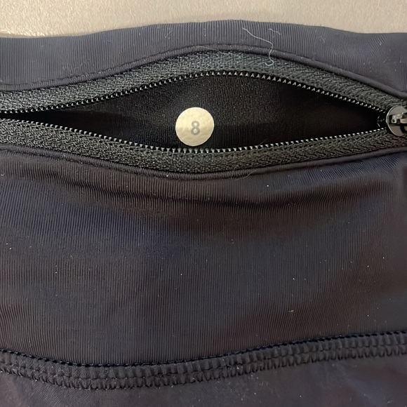 Lululemon Speed Up Shorts Low rise, 4” - Picture 3 of 4